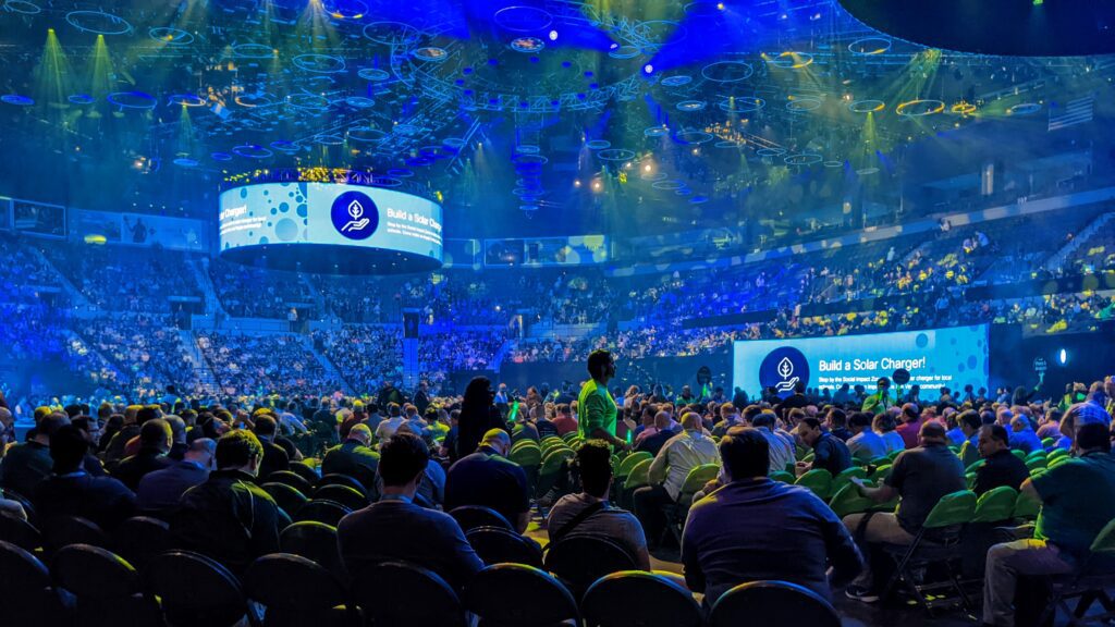 Cisco Live 2022. 15,000 people in attendance. Cisco TV webcast live to 100,000 more around the globe. Photo by Karsten Bondy